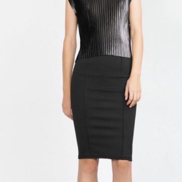 4 for 35 ✨ black Zara bodycon skirt - Picture 7 of 7